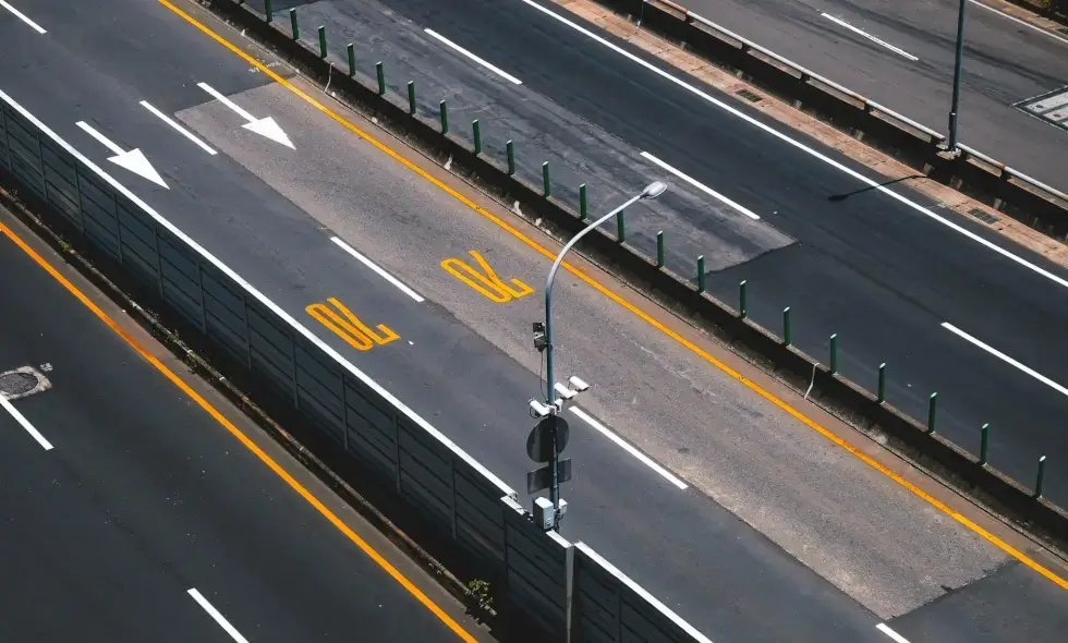 Molti incidenti e ingorghi sulle strade M7 e 7