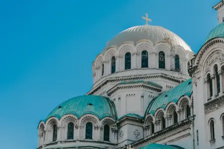 Cestovanie po diaľnici v Bulharsku: dôležité informácie o kúpe diaľničnej známky